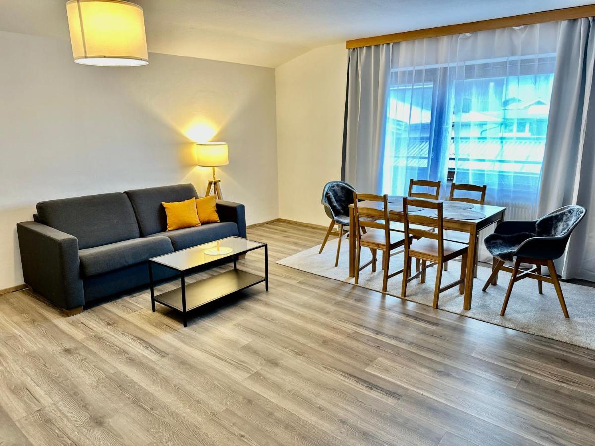 Bed and Breakfast Haus Maria Брук-ан-дер-Гросглокнерштрасе Екстер'єр фото